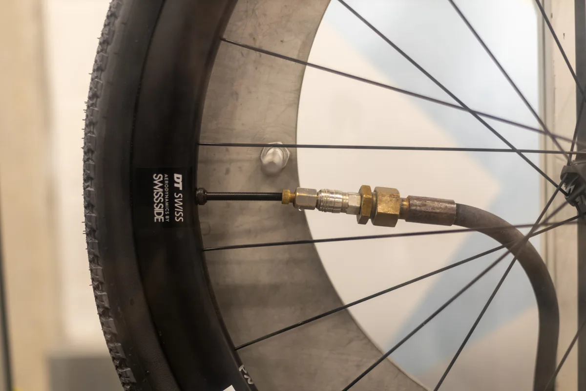 Schwalbe De Pumper blow out testing